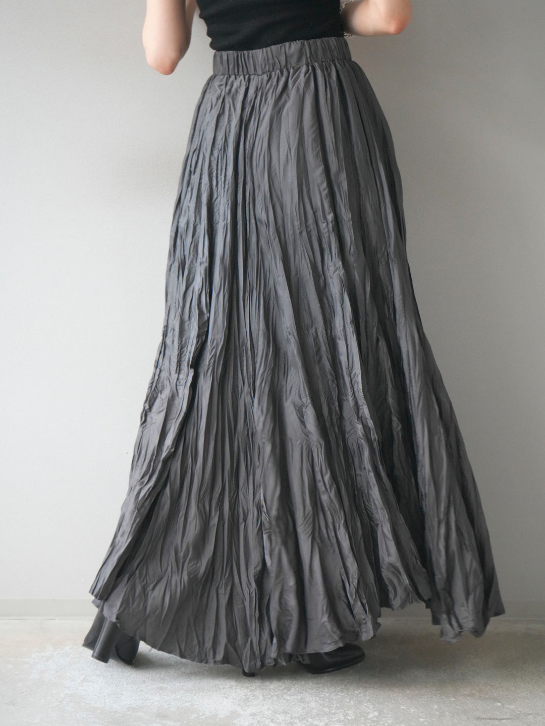 [予約]ワッシャープリーツロングスカート/charcoal