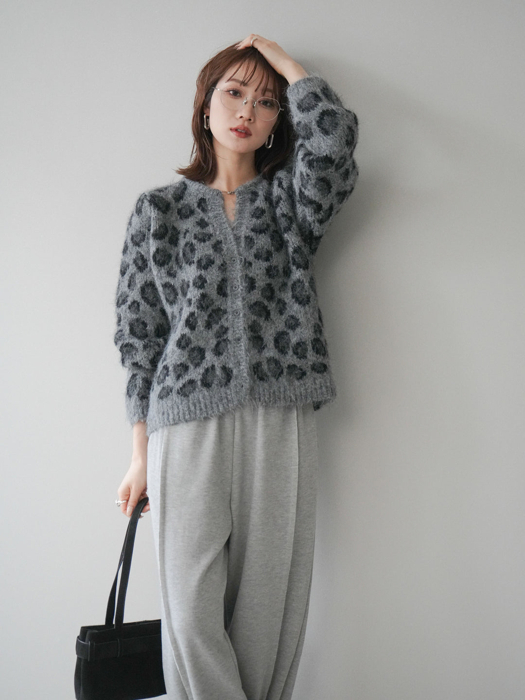 [SET]モヘアタッチレオパード柄ニットカーディガン+選べるアクセセット(2set)