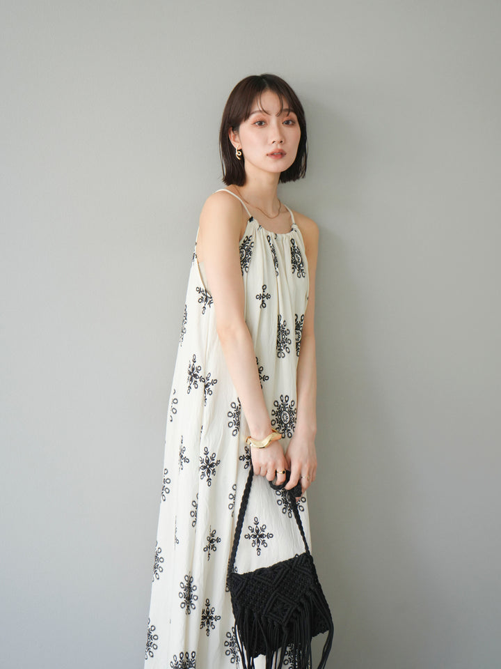 【預購】民族風吊帶洋裝/象牙白