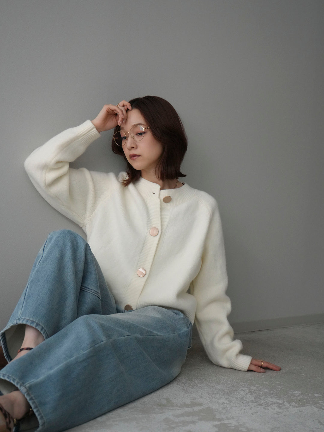 [SET]BIGボタンニットカーディガン+ベルト付裏起毛カーブデニムパンツ(2set)