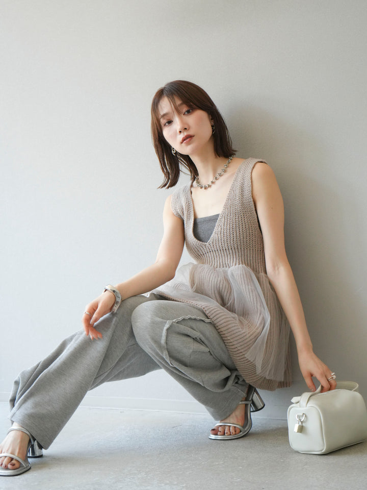 [予約]チュールレイヤードペプラムニットベスト/グレージュ