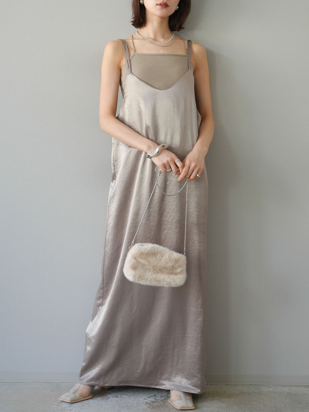 [予約]サテンキャミワンピース/グレージュ