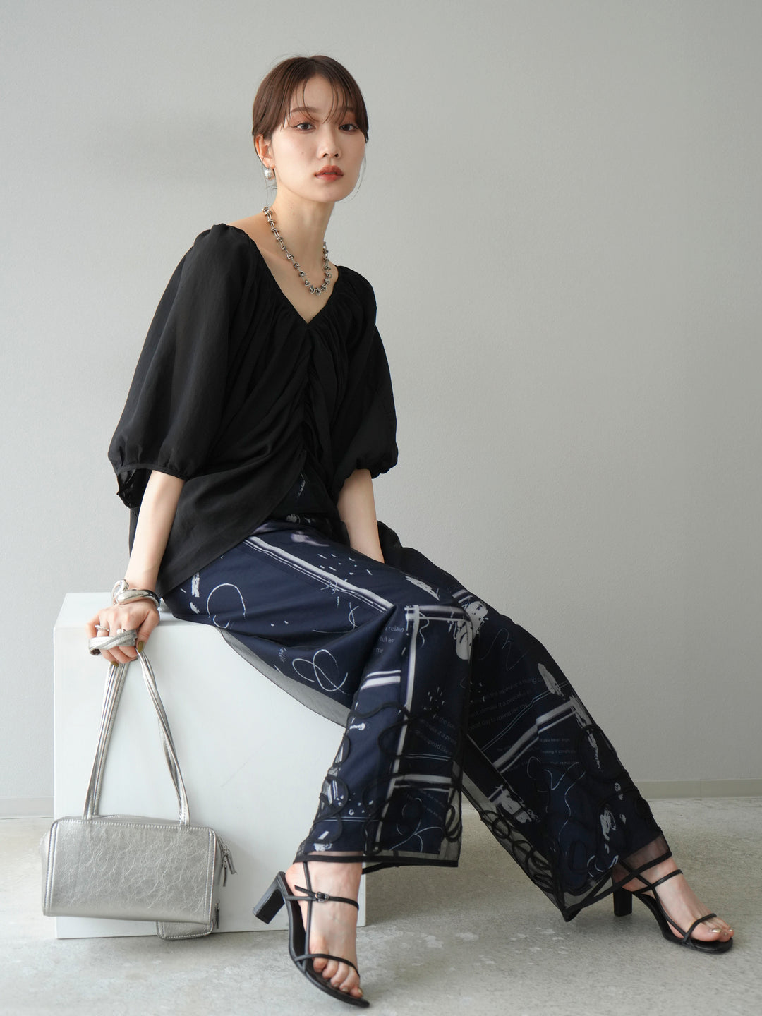 [SET]ボリュームスリーブシアータックブラウス+コード刺繍チュールレイヤードパンツ(2set)