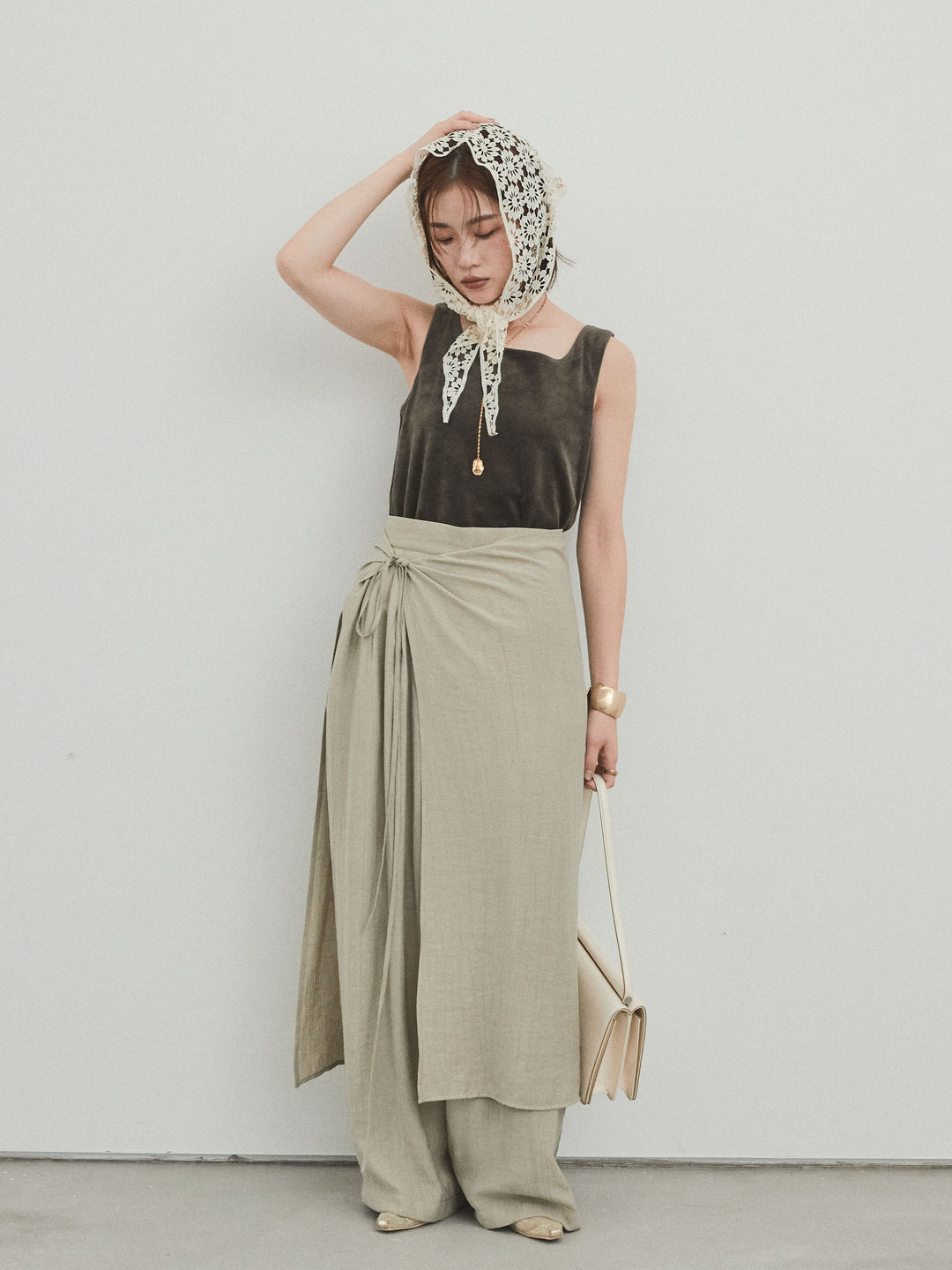 [予約]ワッシャーサテンレイヤードスカートパンツ/カーキベージュ