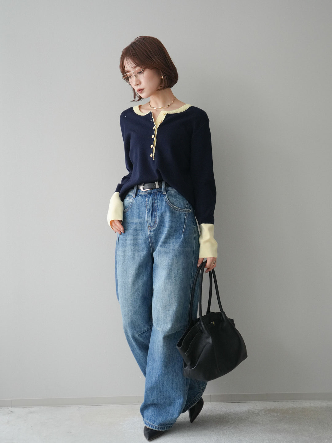 [SET]ヘンリーネック配色ニットソー+ベルト付3Dカーブワイドデニムパンツ(2set)