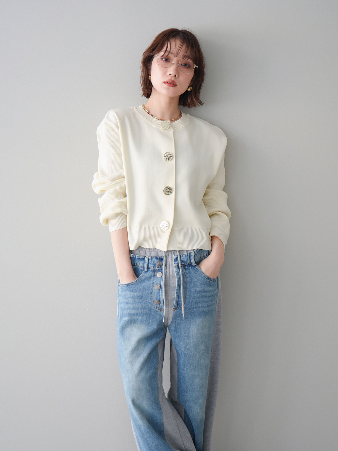 [SET]メタルボタンクルーネックニットカーディガン+デニム切替スウェットパンツ(2set)