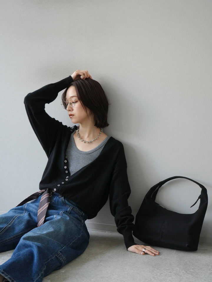 [予約]デザインボタンニットカーディガン＆タンクトップSET/ブラック