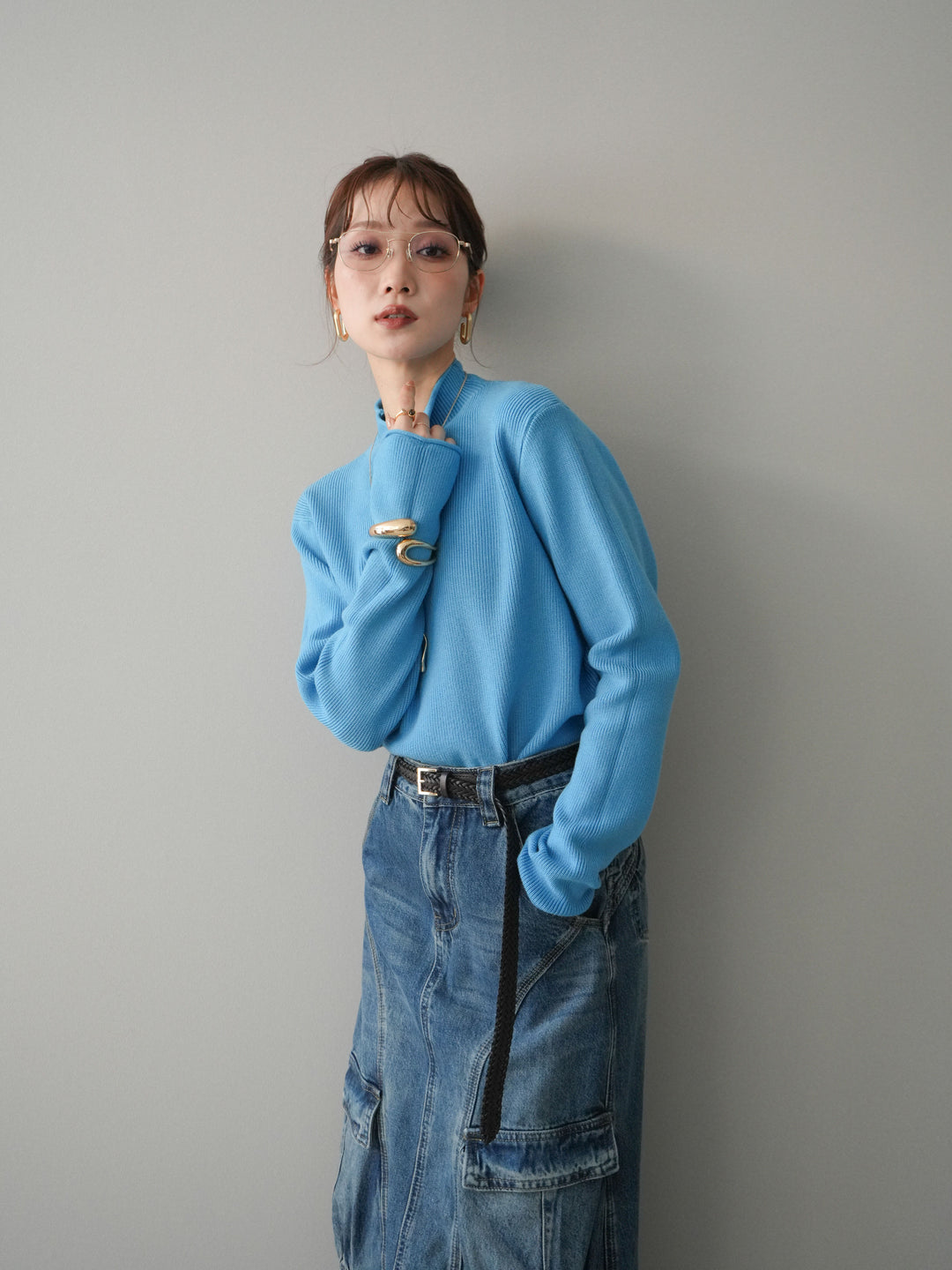 [予約]ボトルネック裾カールリブニットトップス/blue