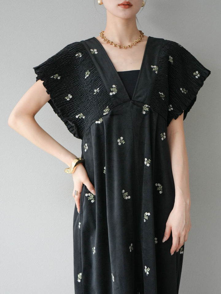 [予約]ベロアフラワー刺繍シャーリングサロペット/ブラック
