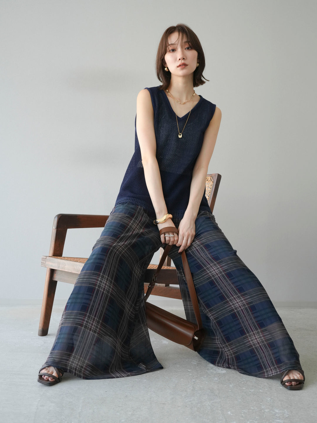 [予約]裾フリンジVネックニットタンクトップアンサンブル/ネイビー