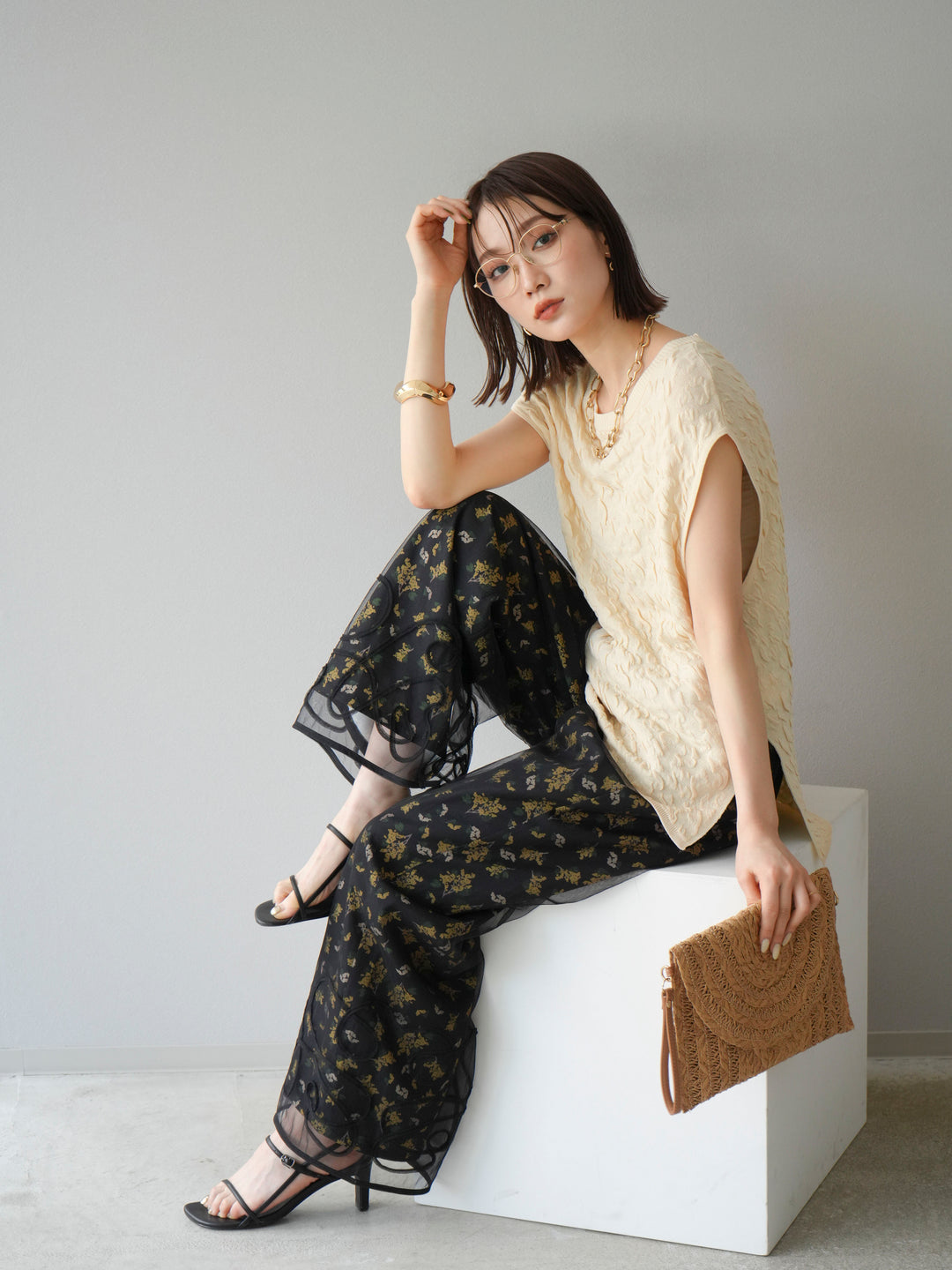 [SET]コード刺繍チュールレイヤードパンツ+ブーケプリントタックパンツ(2set)