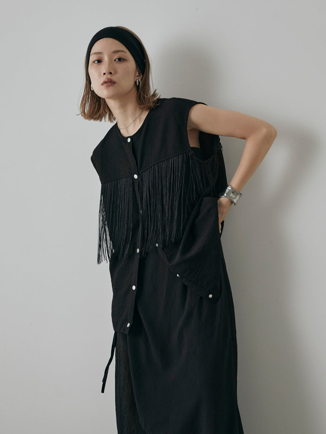 【預購】流蘇無袖上衣/黑色