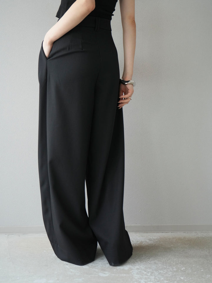 [予約]ダブルタックワイドパンツ/ブラック