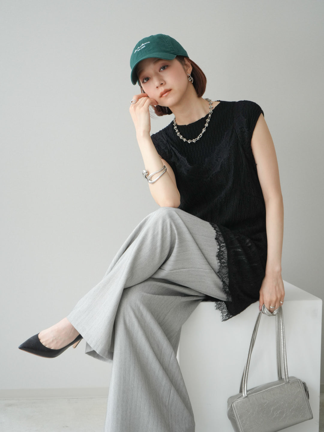 [予約]レース切替ジャガードニットロングキャミソール/black