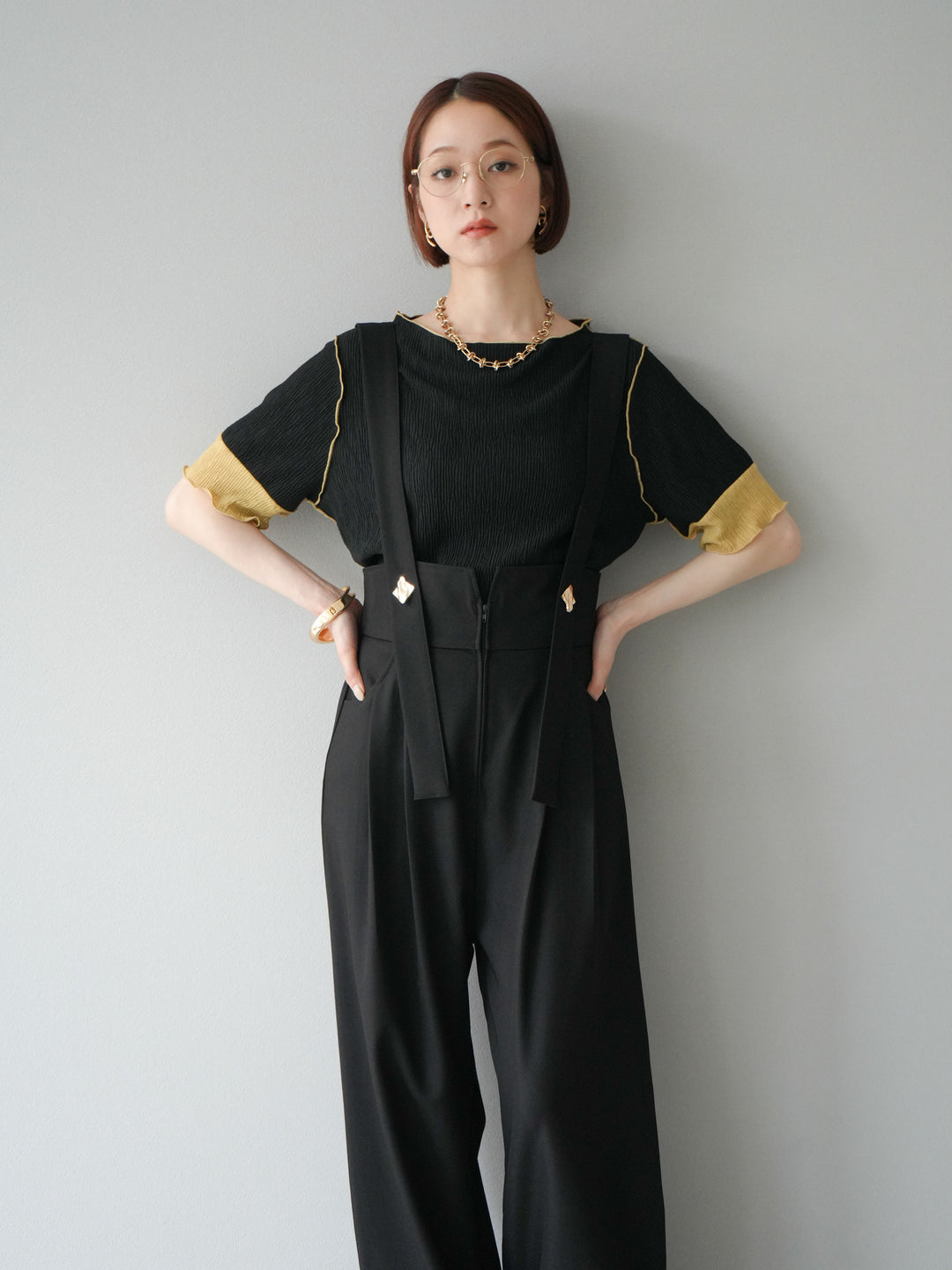 [SET]プリーツ配色ボートネックプルオーバー+ゴールドボタンサスペンダーワイドパンツ(2set)