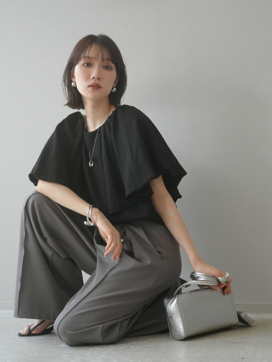 [予約]バルーンスリーブタックデザインブラウス/ブラック