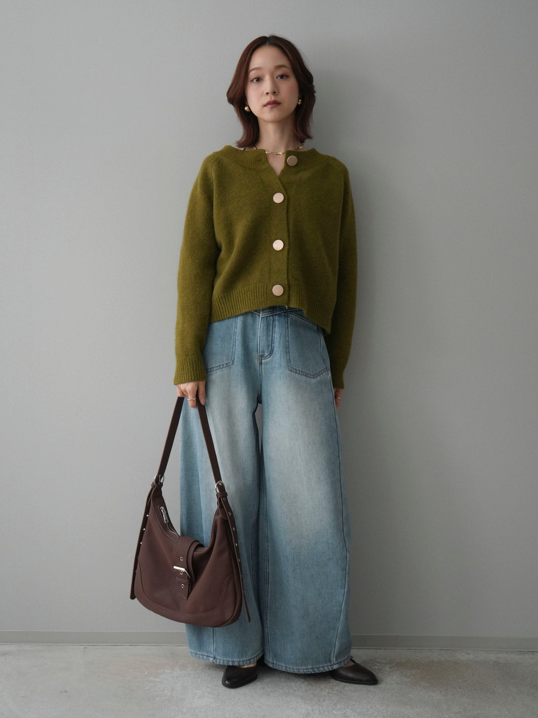 [SET]BIGボタンニットカーディガン+ベルト付裏起毛カーブデニムパンツ(2set)