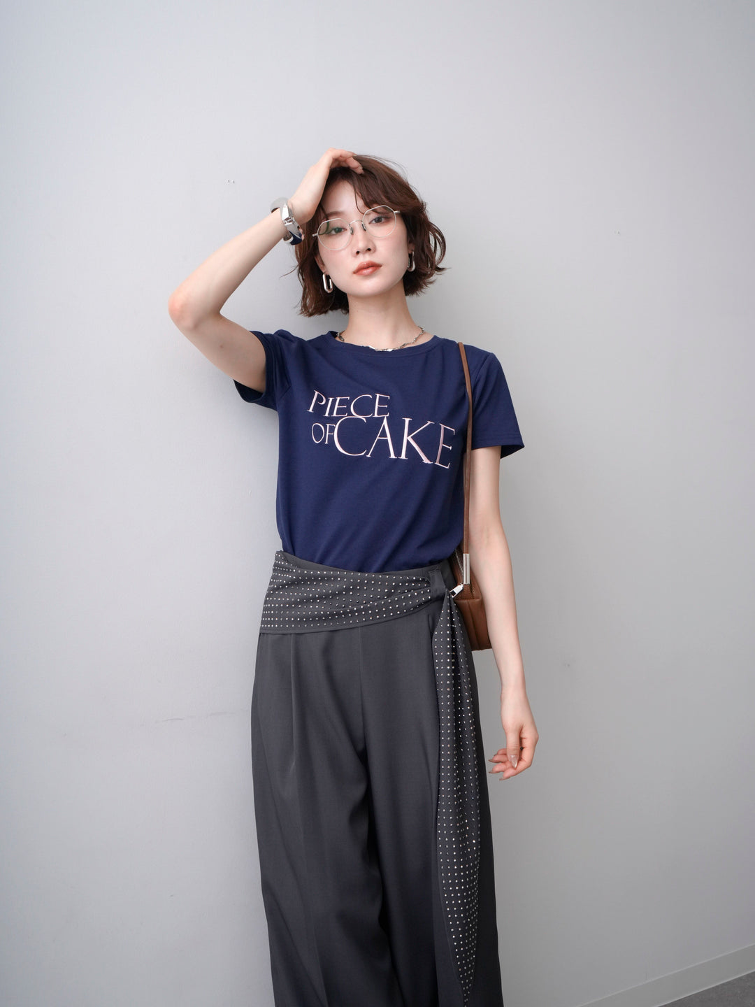 【套裝】刺繡Logo T卹+串珠腰帶束腰寬褲（兩件組）