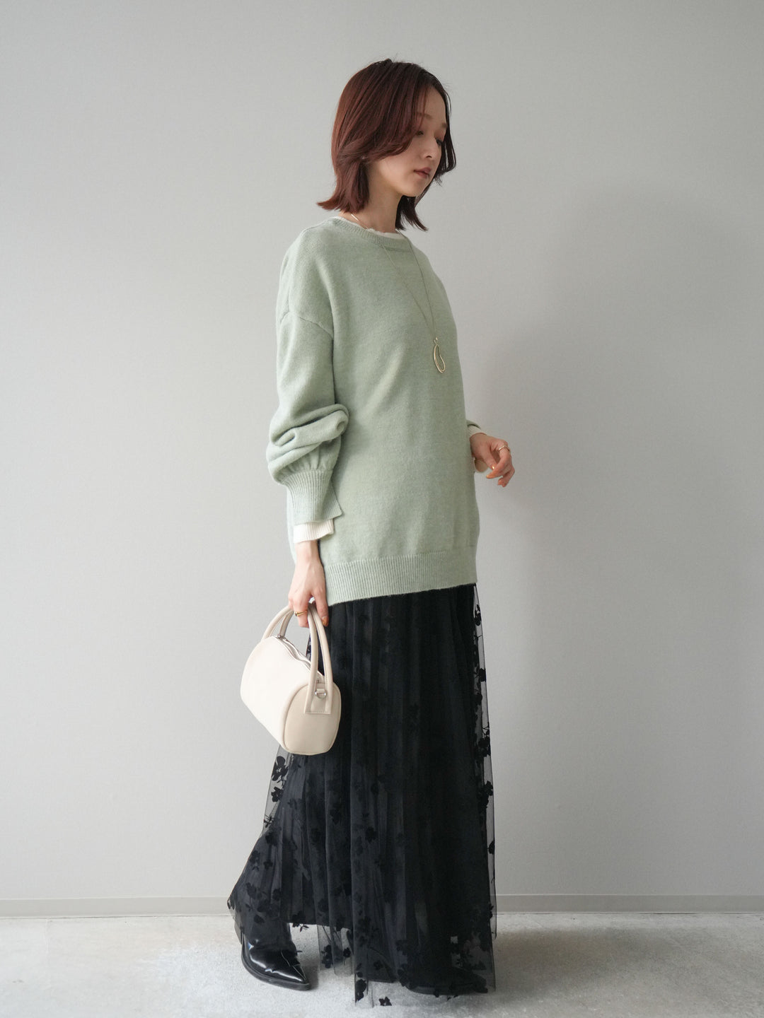 [SET]ヘンリーネック配色レイヤードニットプルオーバー+フラワーフロッキーチュールプリーツスカート(2set)