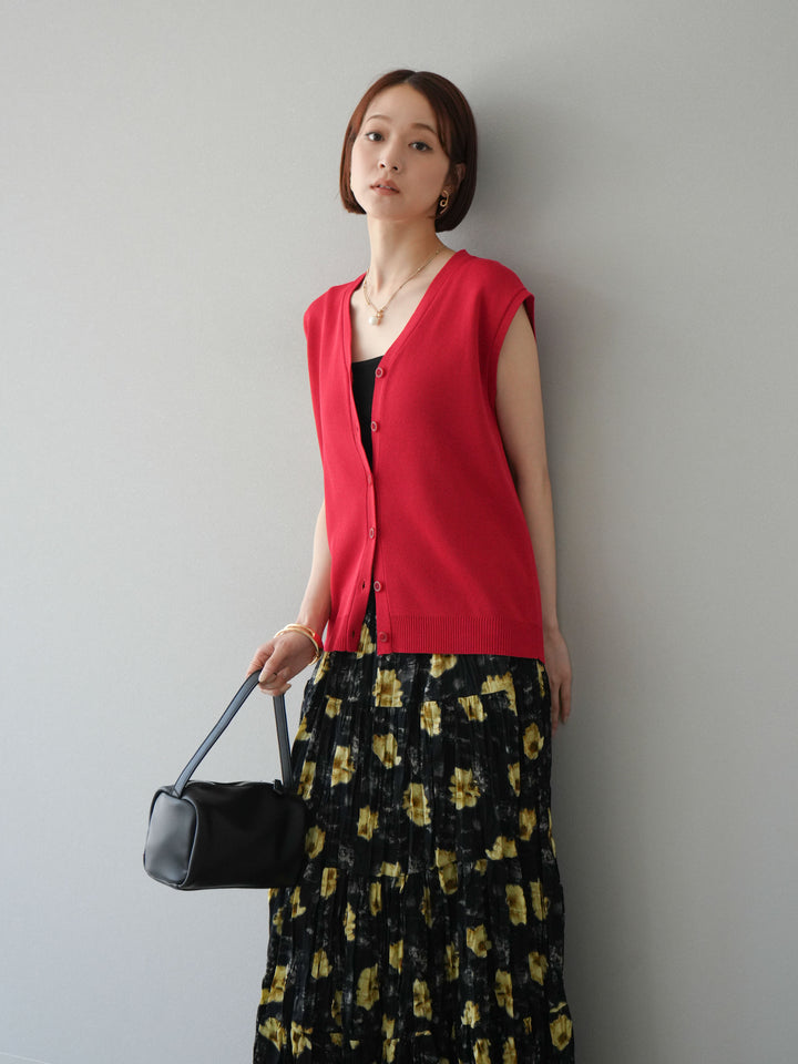 [SET] V領人造絲針織背心+花邊長裙（2件組）