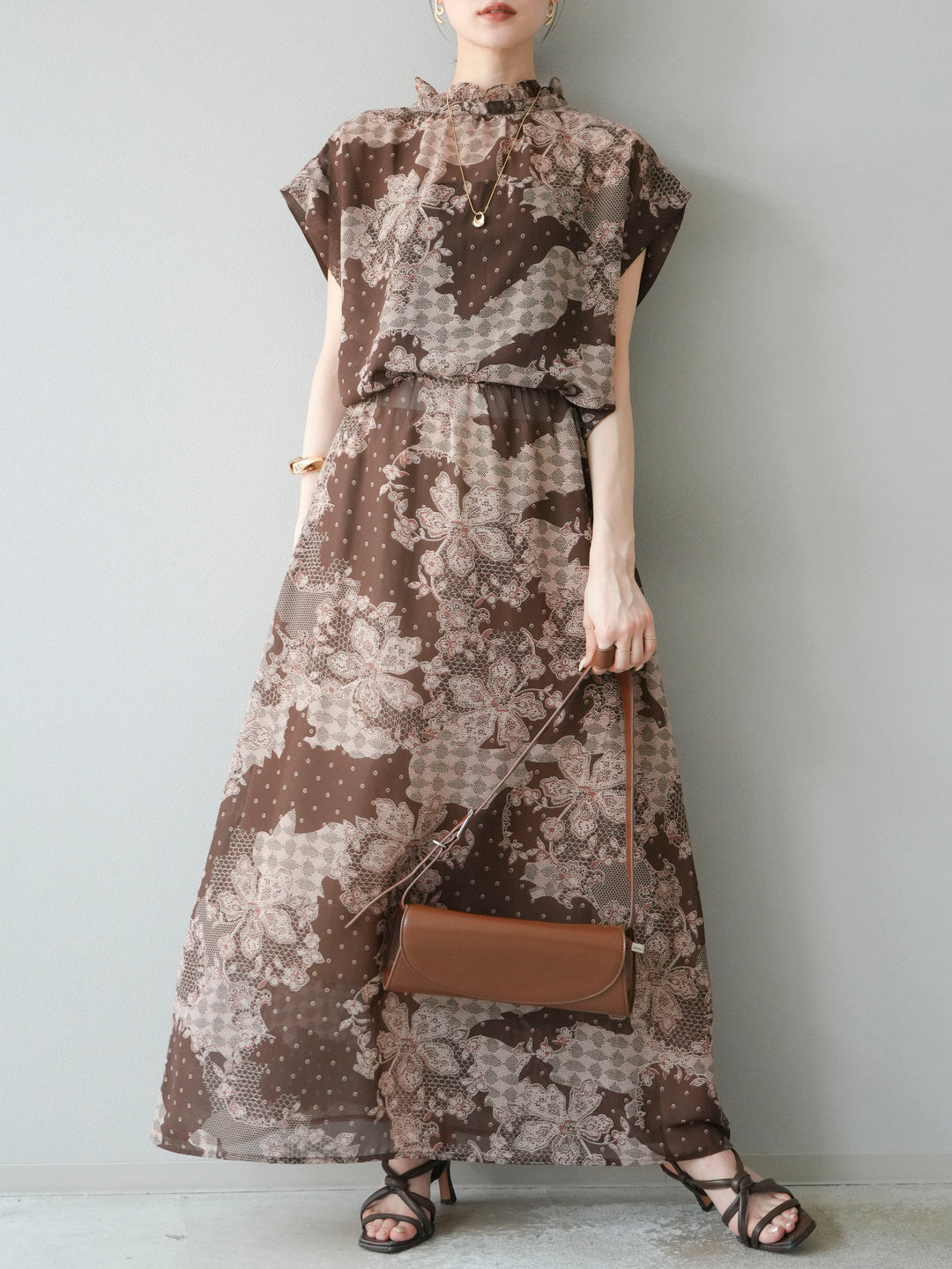 [SET] 花朵圖案法式袖襯衫 + 花朵圖案喇叭裙 (2 套)