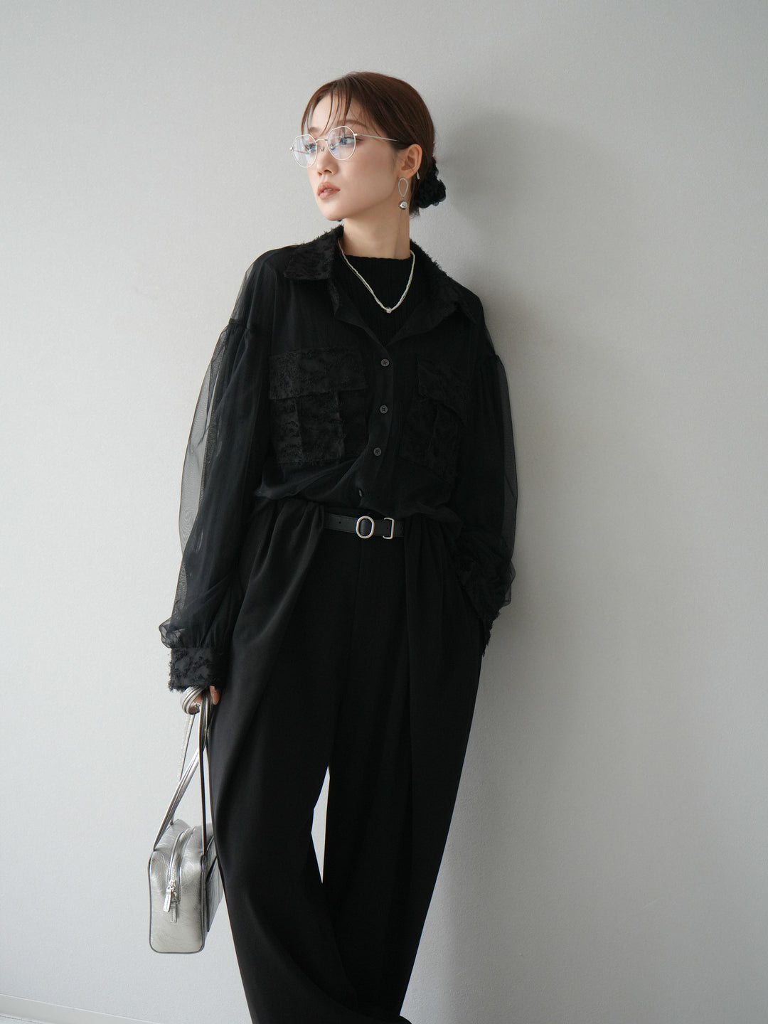 [SET]フリンジジャガード×チュールレイヤードシャツ+アームシャギーランダムリブニットトップス+ベルト付タックワイドパンツ(3set)