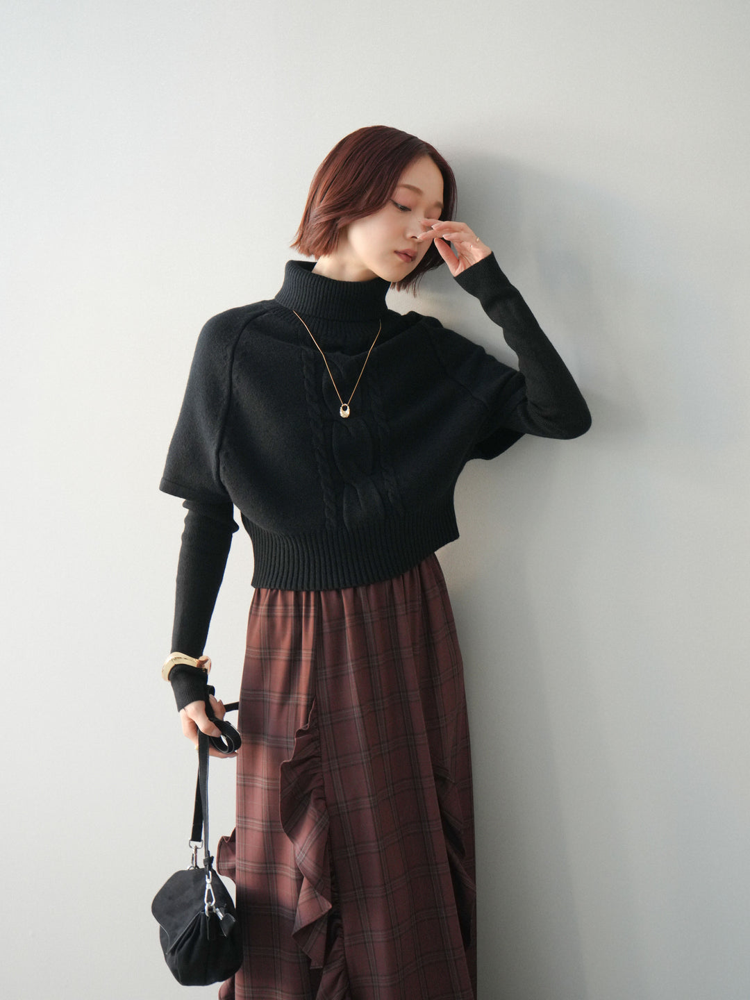 [予約]ケーブル編みタートルハーフスリーブニットアンサンブル/black