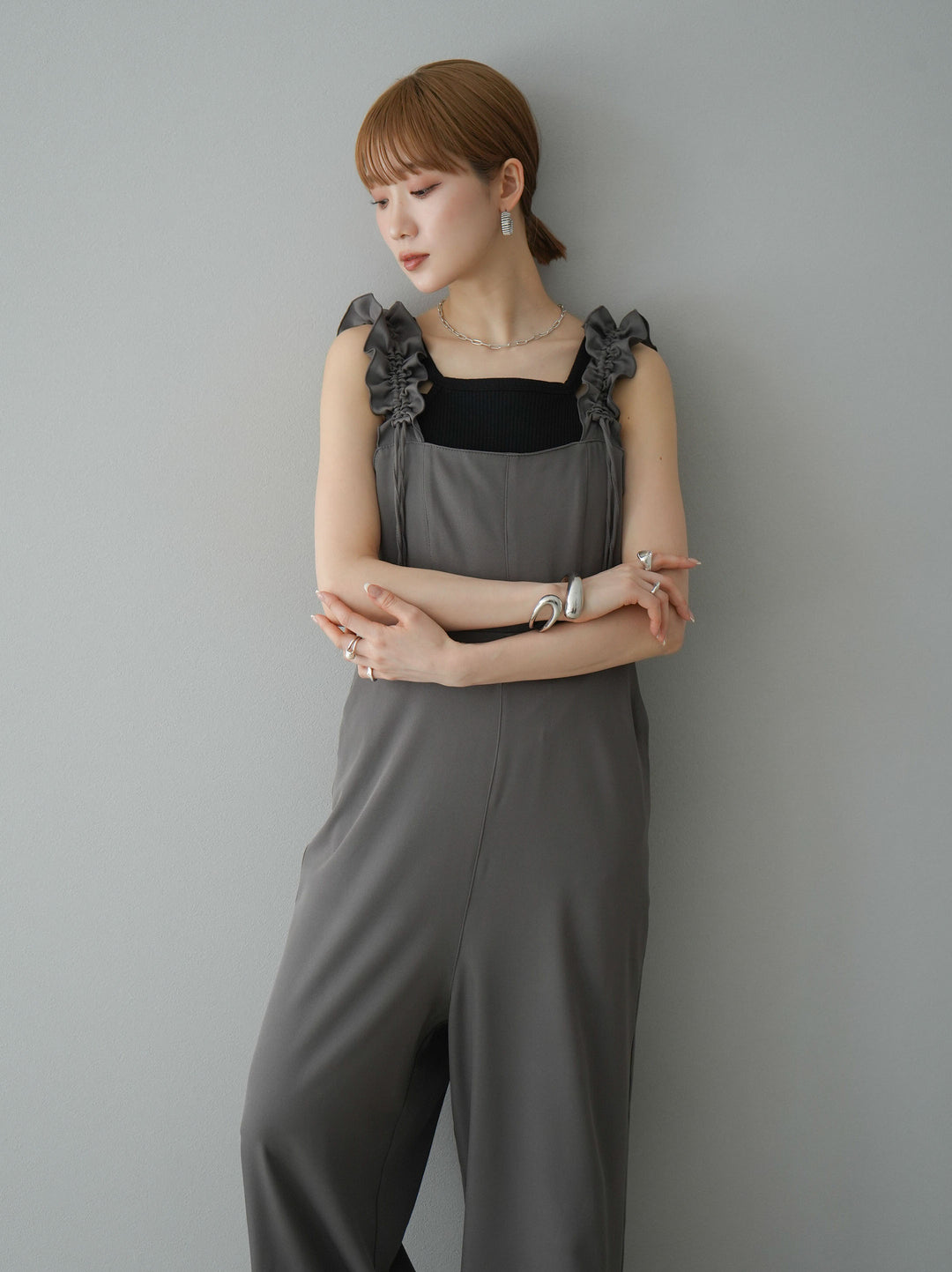 [預訂] 繫帶荷葉邊連身衣/灰色