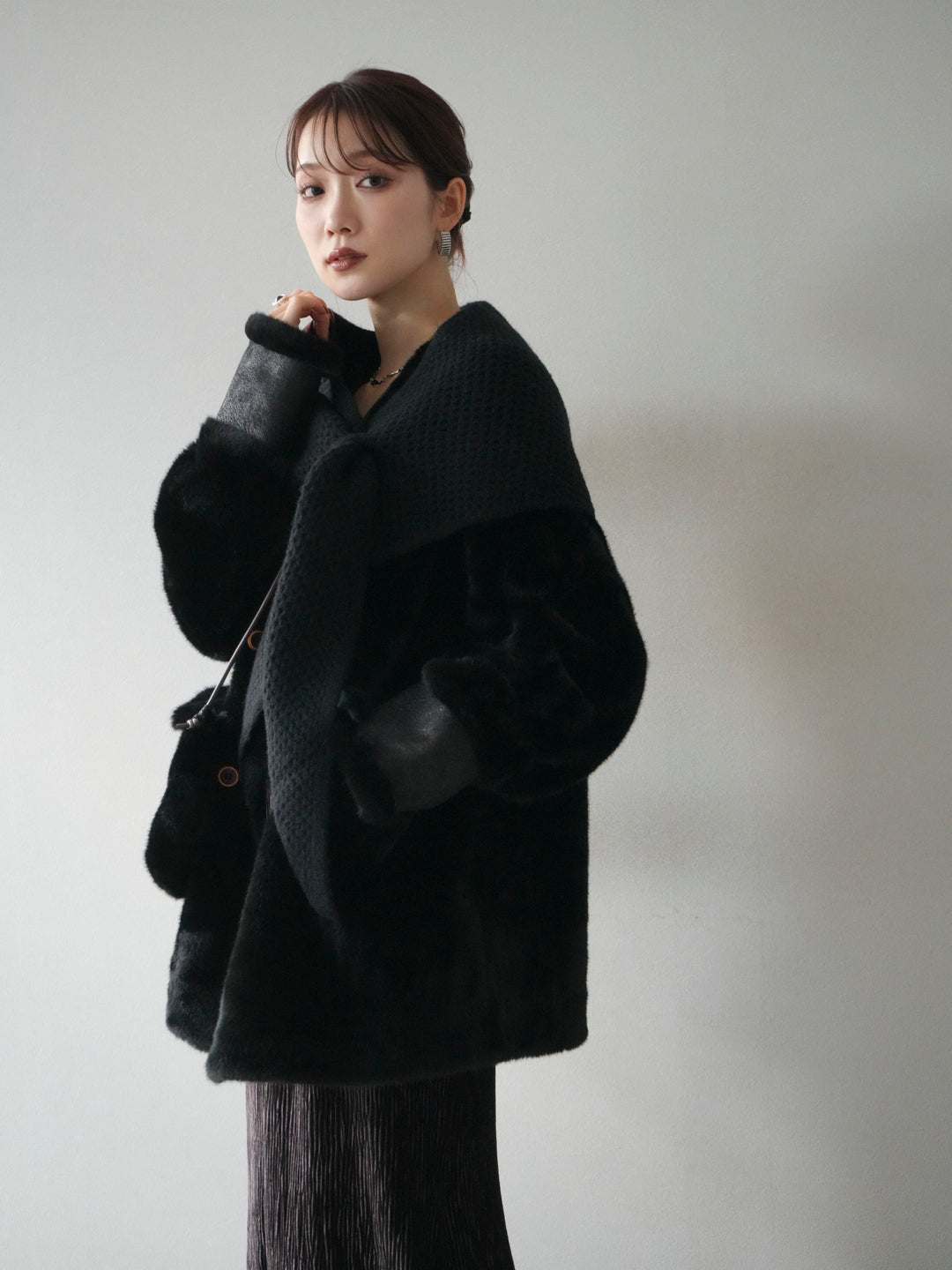 [予約]バッグ付エコファーノーカラーコート/black