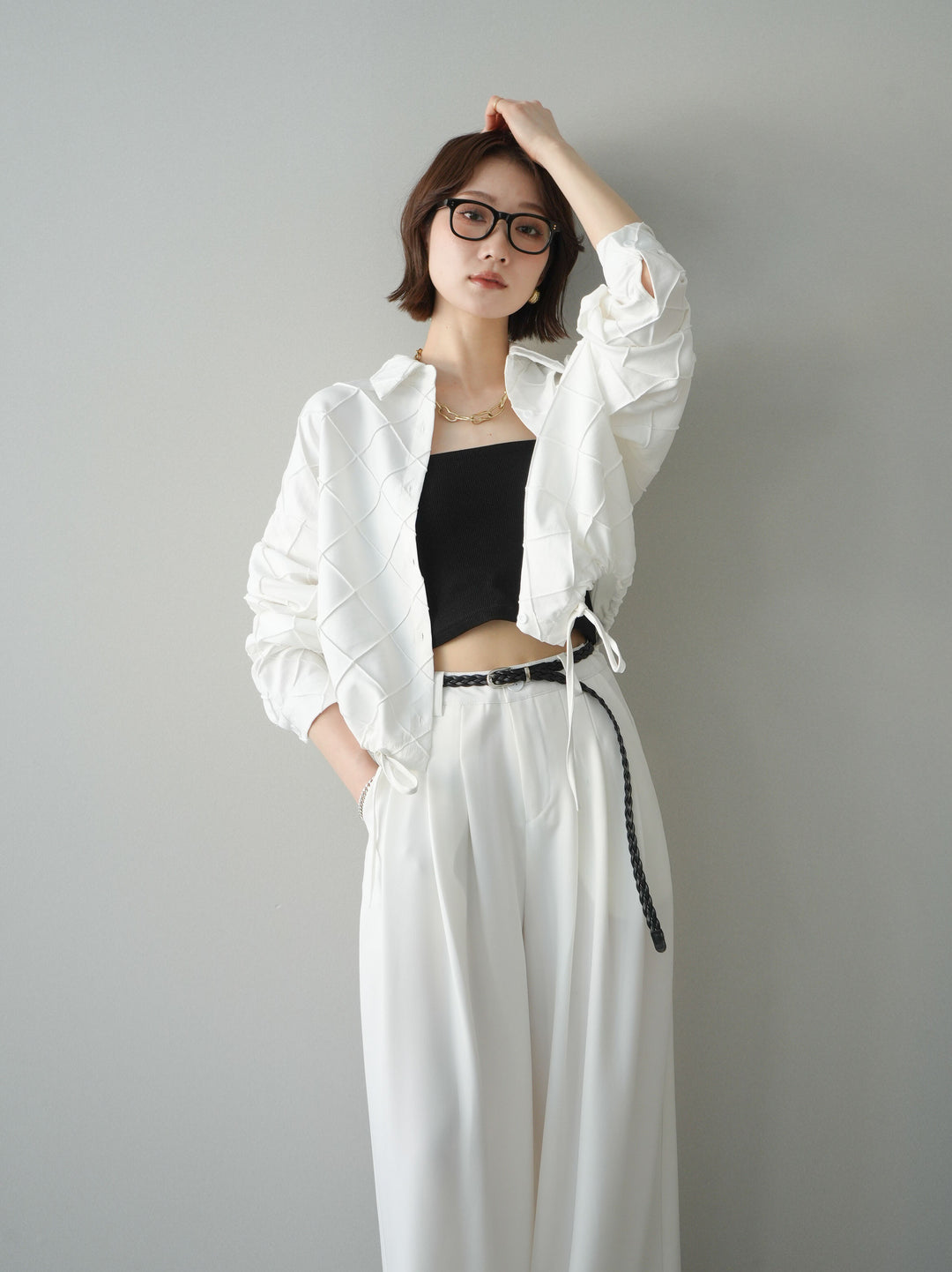 [SET]パイピングクロスデザインブラウス+編み込みベルト付タックワイドパンツ(2set)