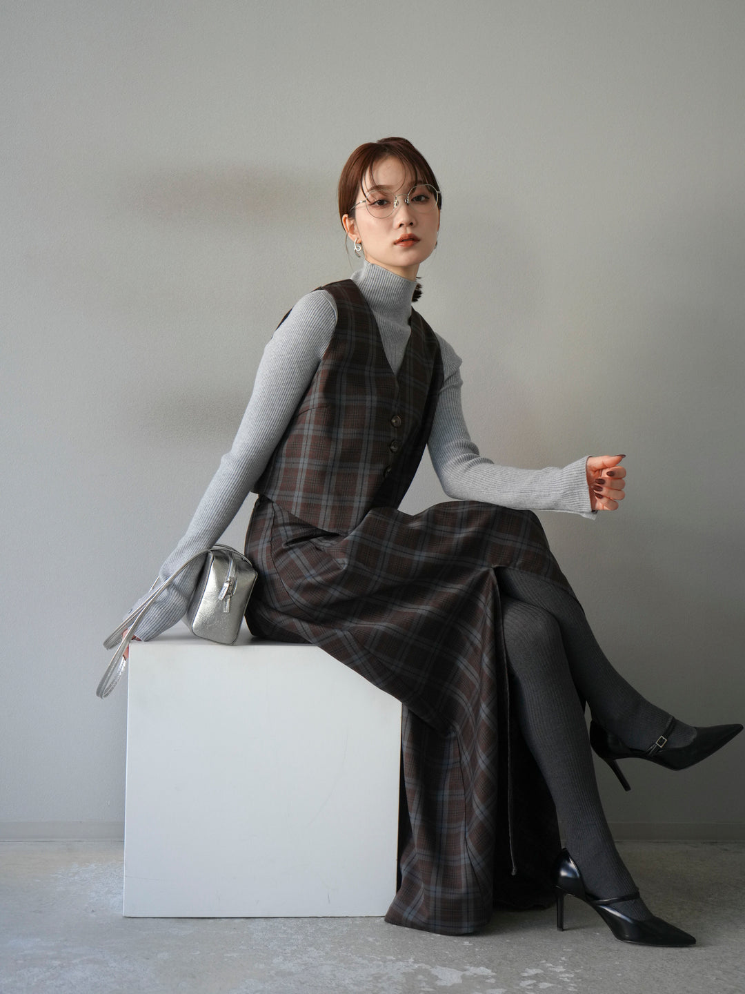 [予約]袖ボタンボトルネックリブニットトップス/杢グレー