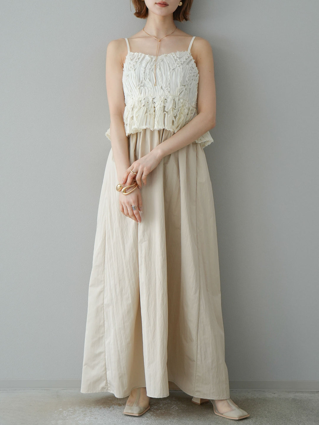 [預訂] 針織 x 塔夫綢小熊洋裝/米色