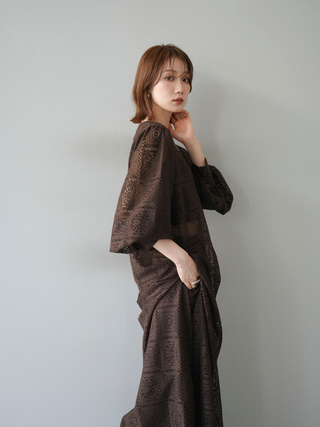 【套裝】塊蕾絲捲袖洋裝+塊蕾絲寬褲（2套）