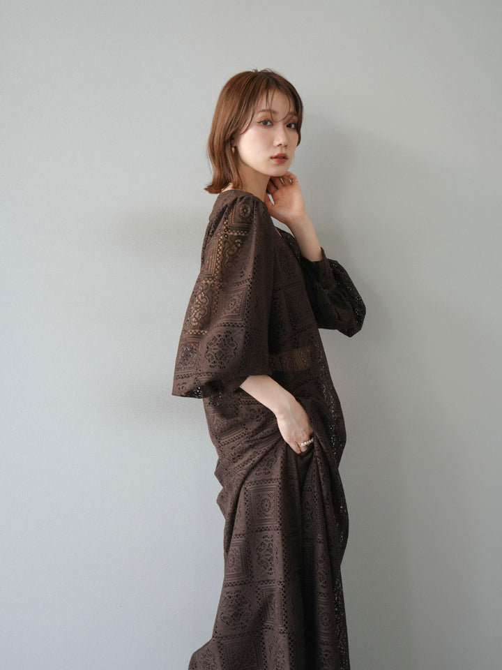 【套裝】塊蕾絲捲袖洋裝+塊蕾絲寬褲（2套）