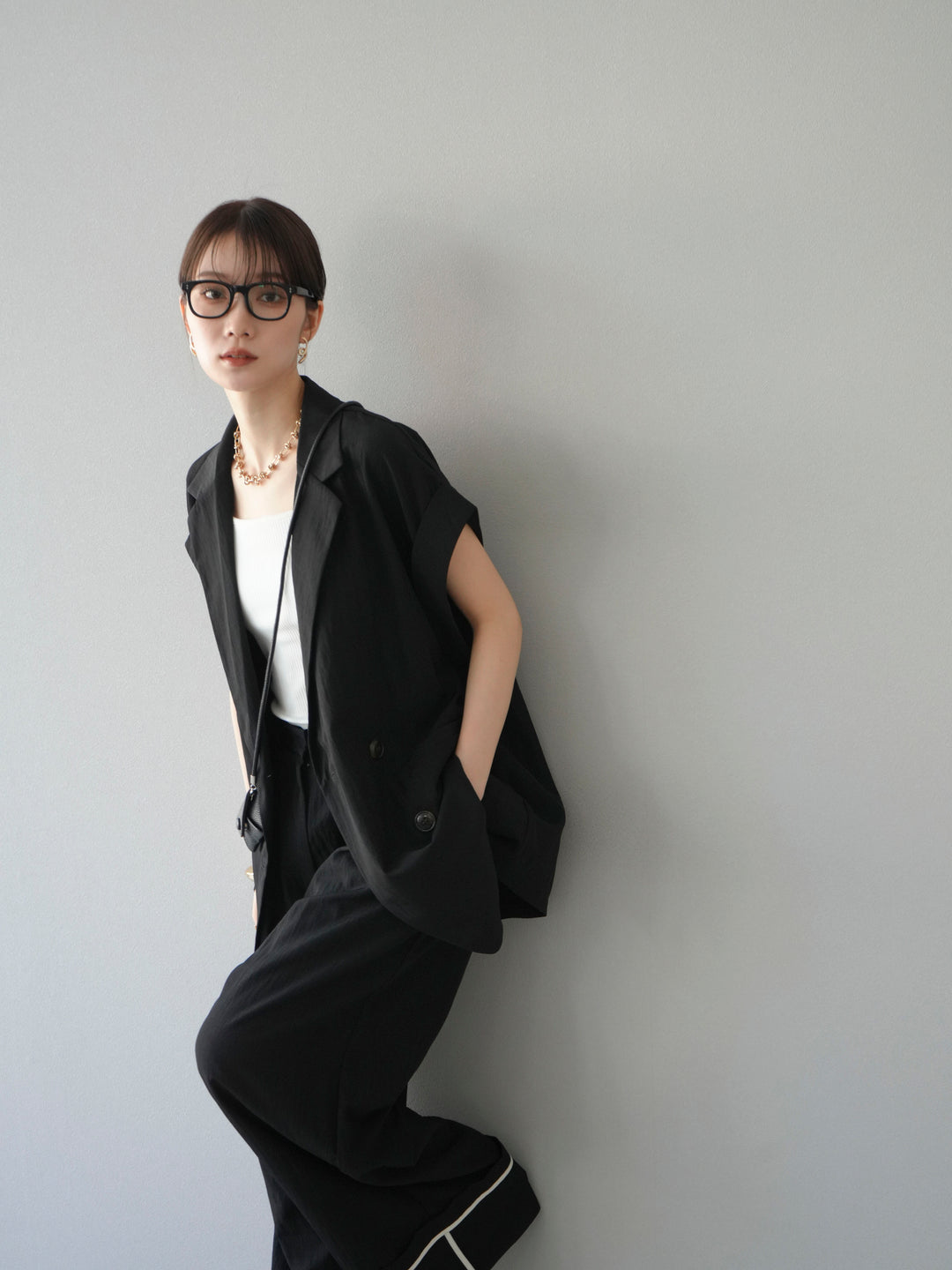 [套裝] 亞麻風格無袖雙背心 + 雙肩帶剪裁羅紋胸罩吊帶背心（2 件套）