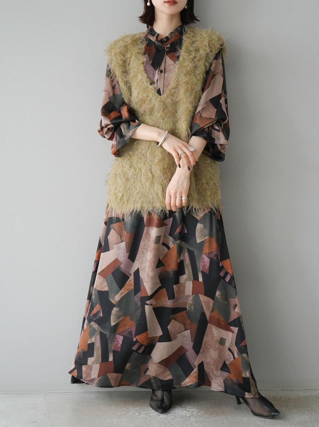 [SET]レトロプリントフリルブラウス+選べるアクセセット(2set)