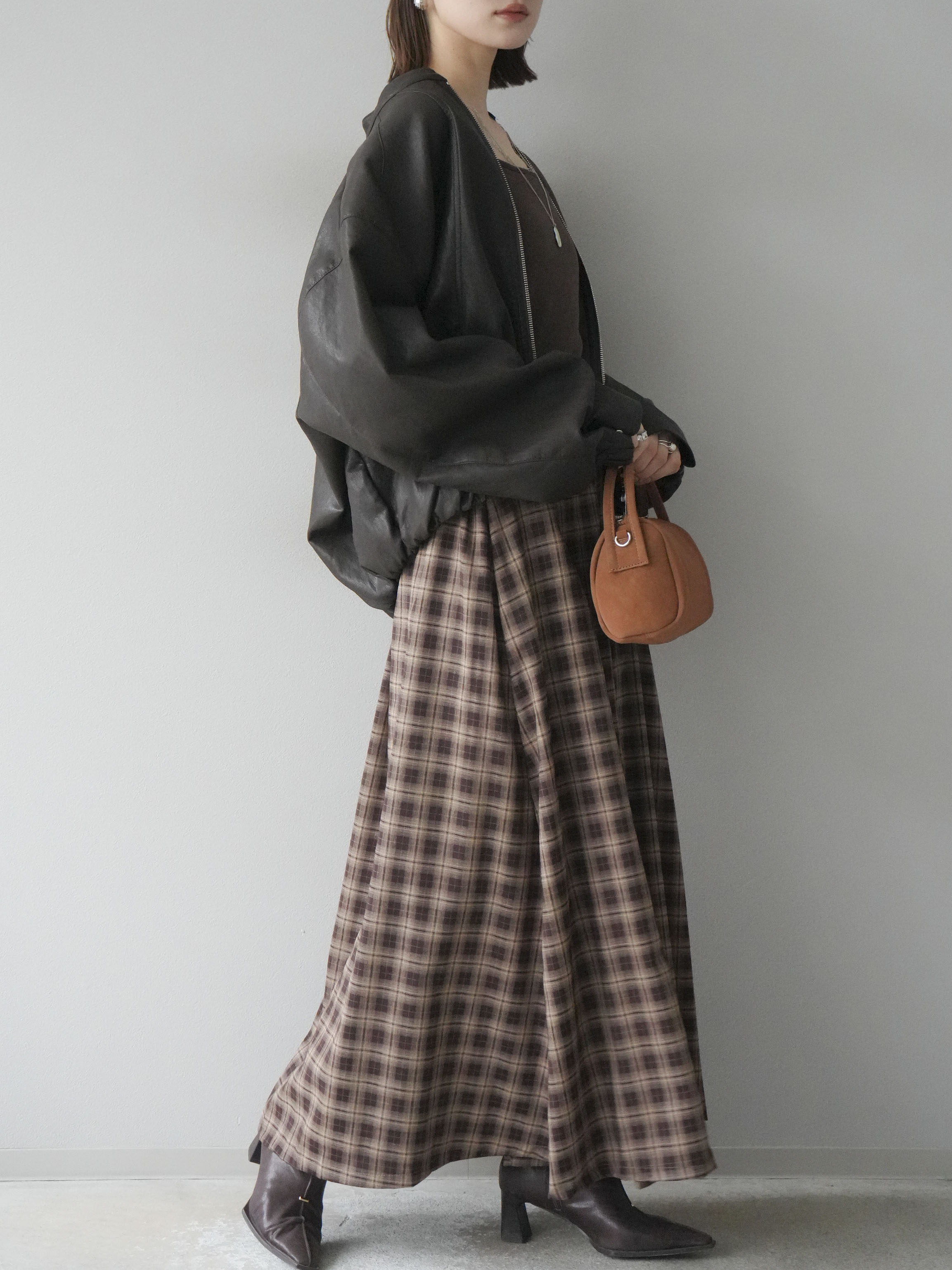 予約]チェックタックフレアロングスカート/ ブラウン – Lumier