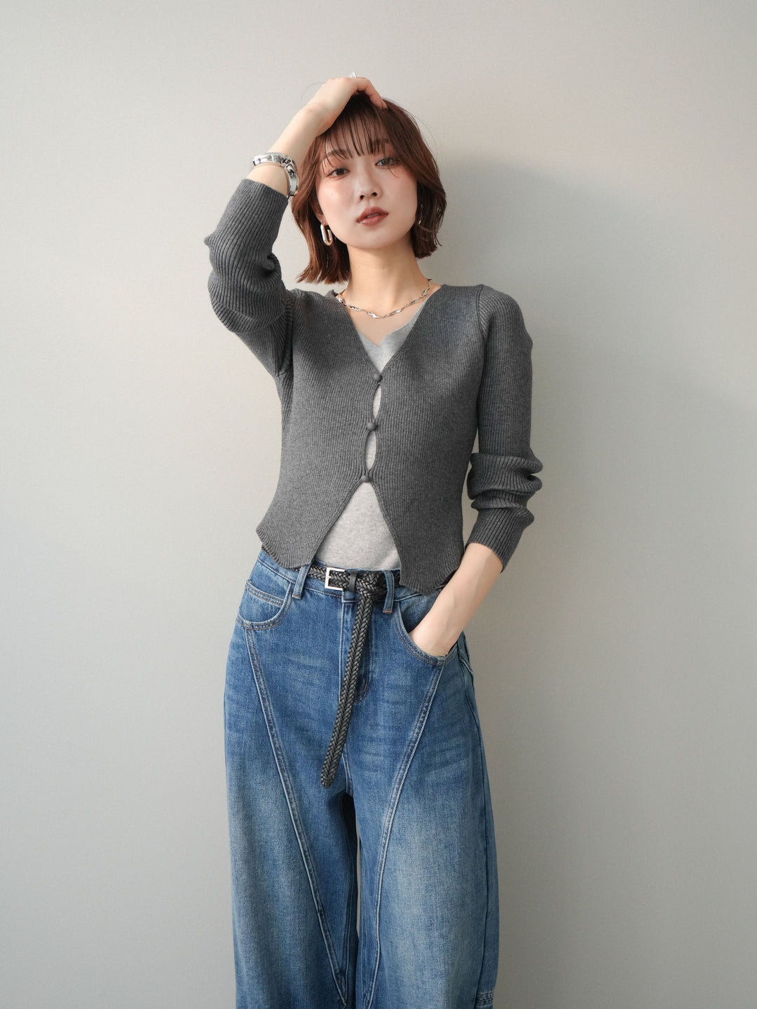 [SET]Vネック配色レイヤードスリットニットトップス+裏起毛加工デニムカーブパンツ(2set)