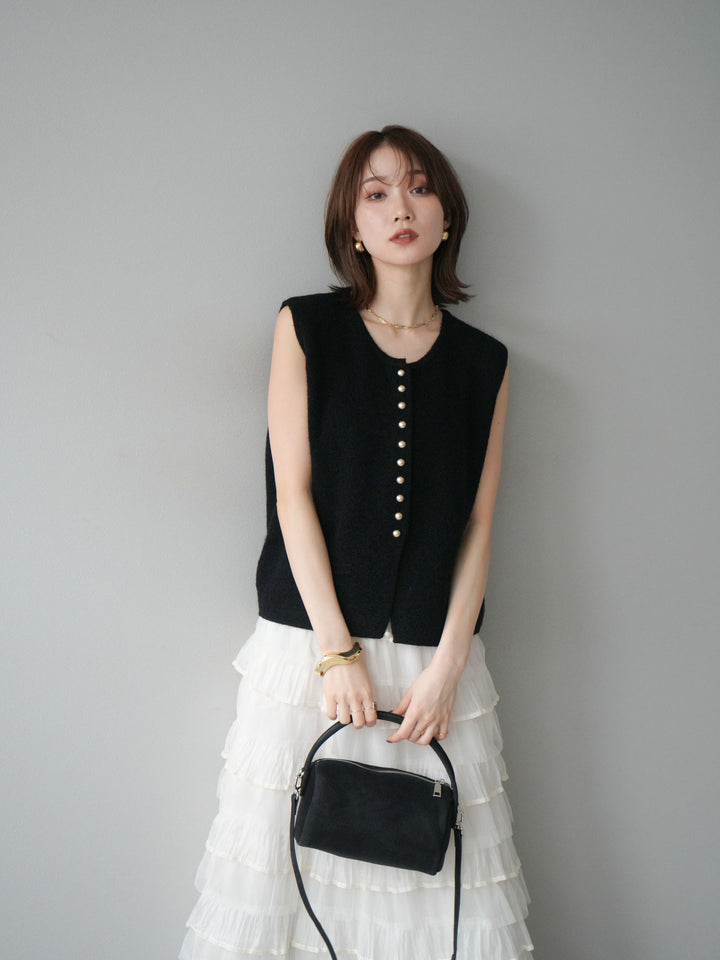 [予約]ゴールドボタンコンパクトニットベスト/ブラック