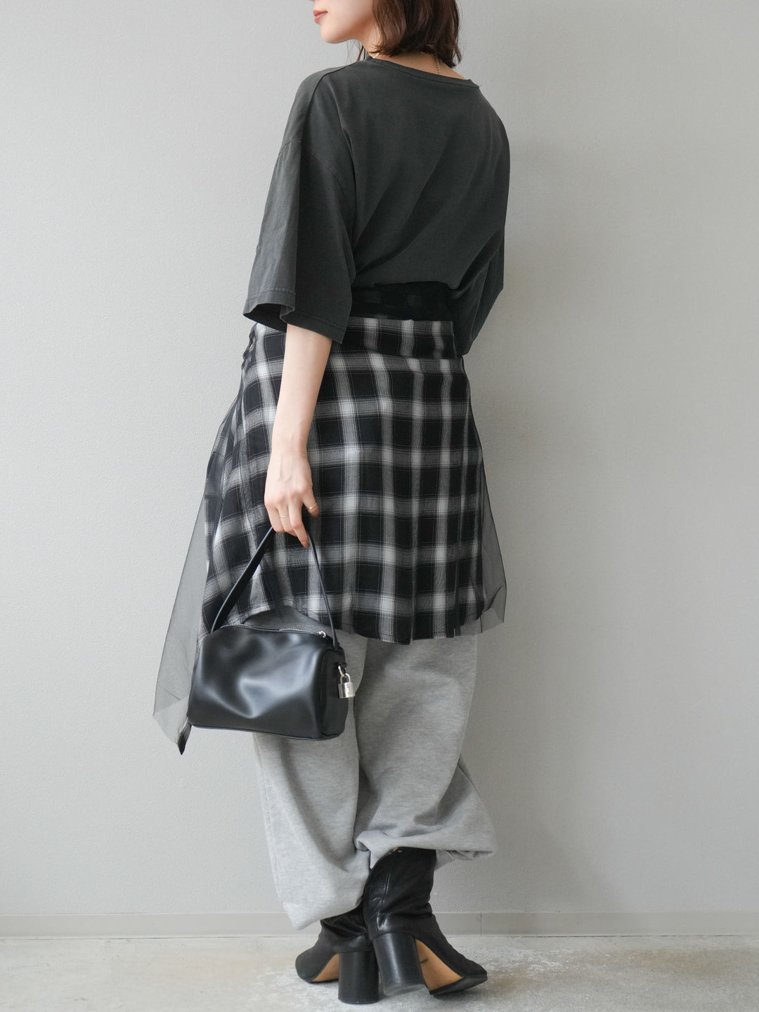 [SET]ピグメントロゴプリントTシャツ+2WAYデザインスウェットパンツ+チュールドッキングチェック柄オーバーサイズシャツ(3set)