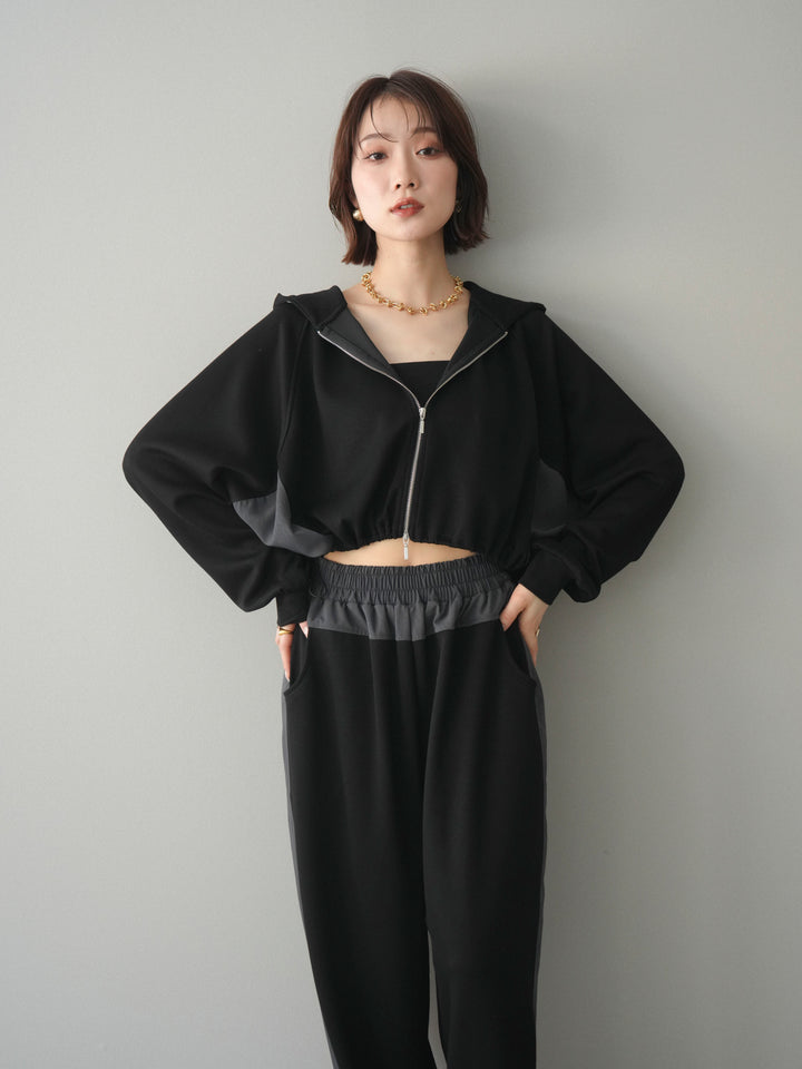 [予約]バイカラー異素材ライトポンチクロップドZIPフーディー/black