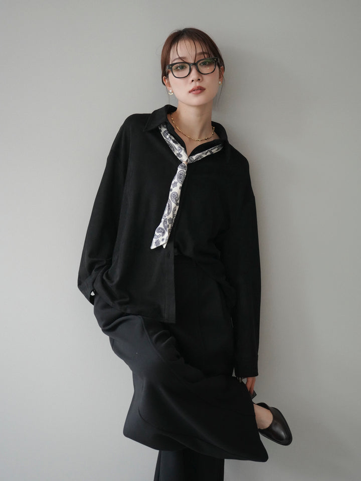[予約]スカーフ付きスエードシャツ/black
