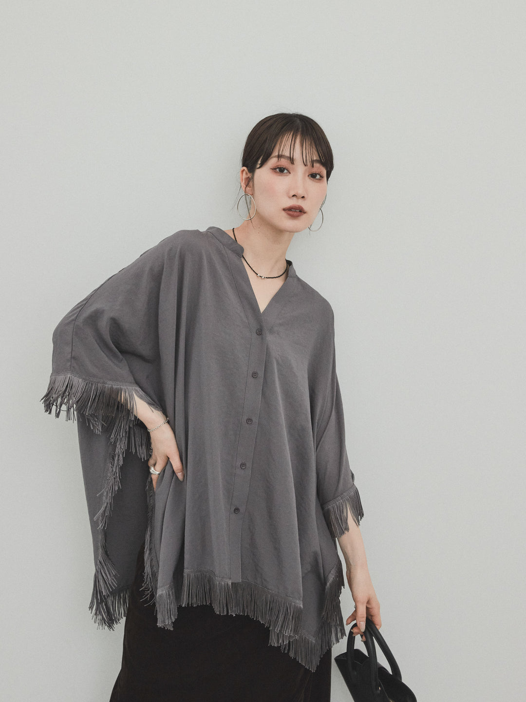 [SET] 方形流蘇斗篷襯衫 + 方形流蘇斗篷襯衫（2 件套）