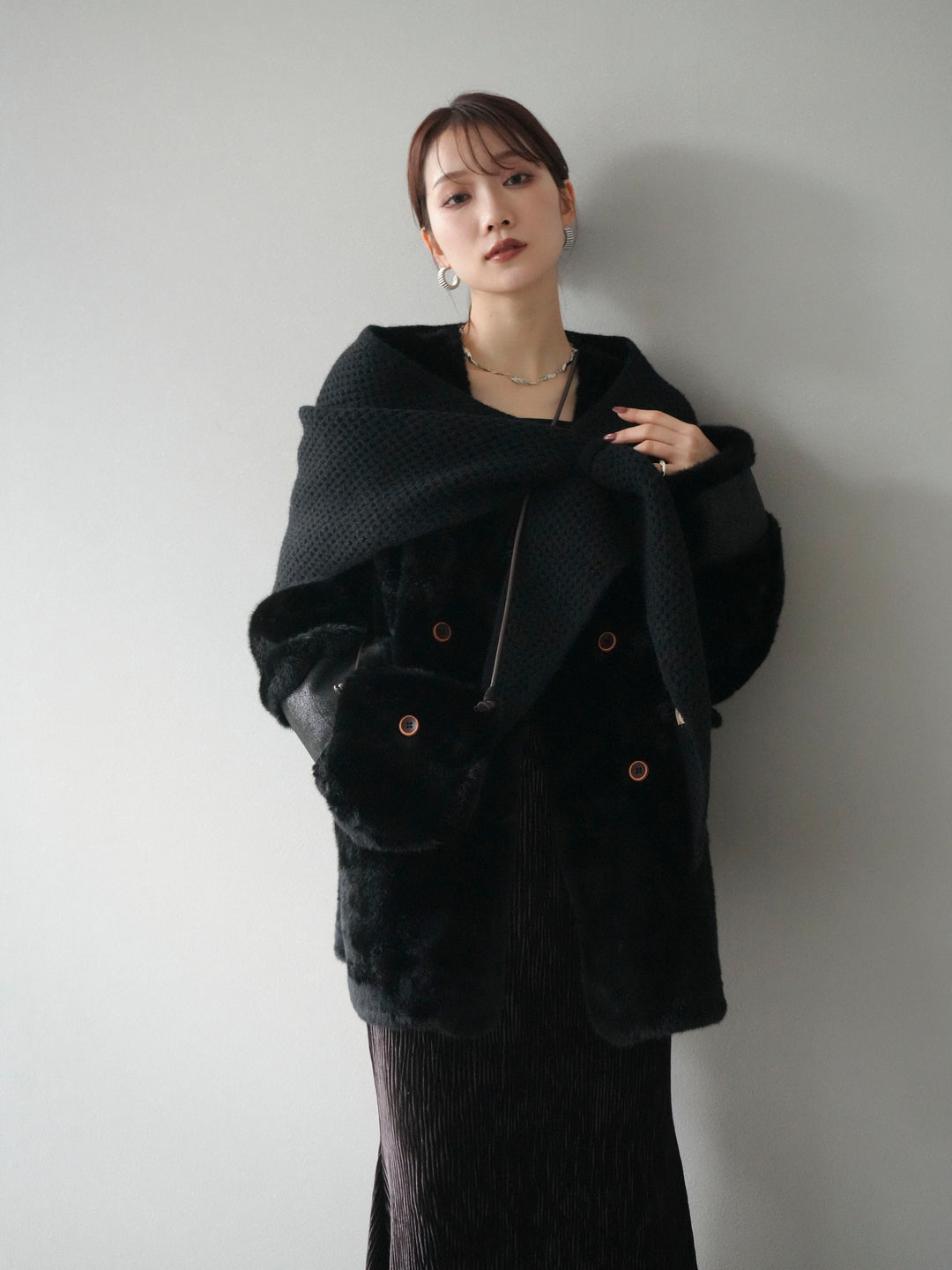 [予約]バッグ付エコファーノーカラーコート/black