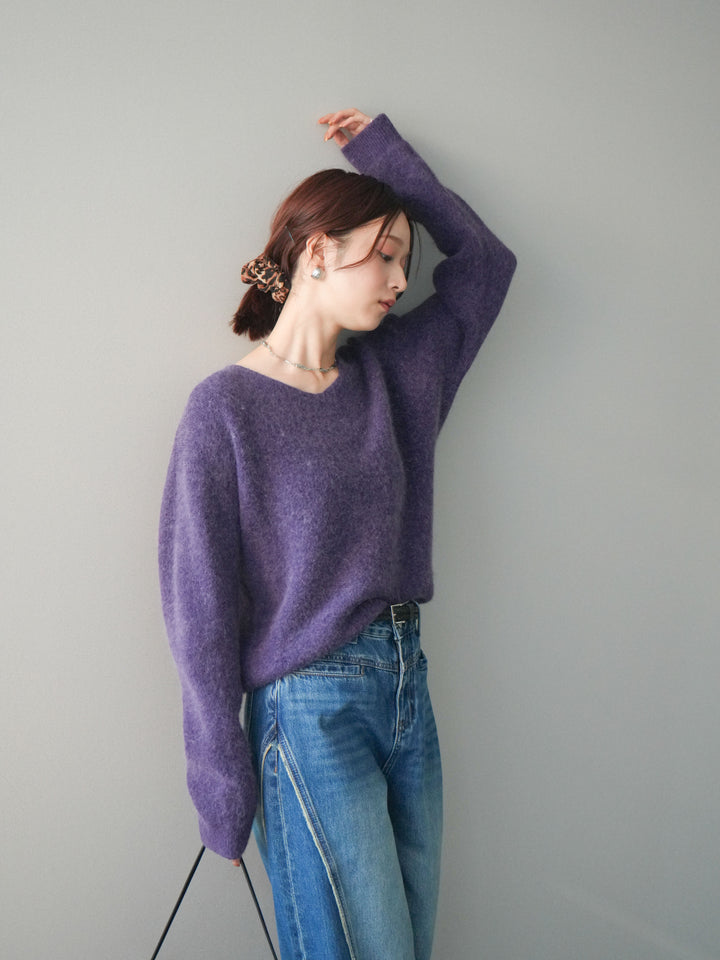 [SET]シュシュ付きアンゴラタッチVネックニットプルオーバー+サイドフリンジワイドデニムパンツ(2set)