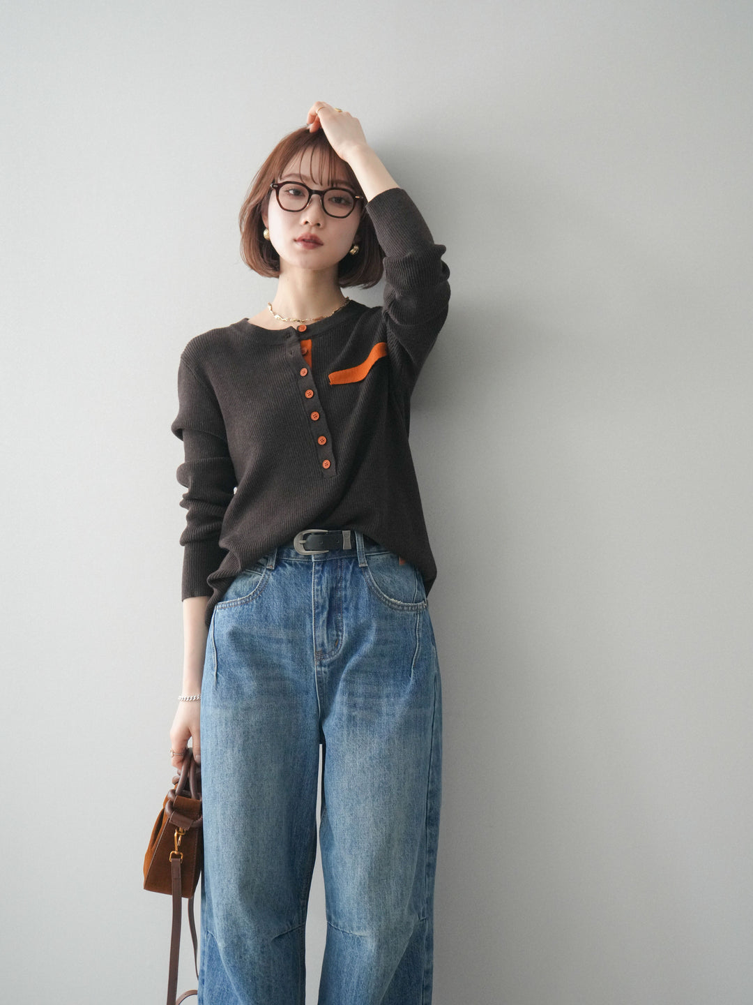 【預購】雙色拼接口袋亨利領針織衫/棕色