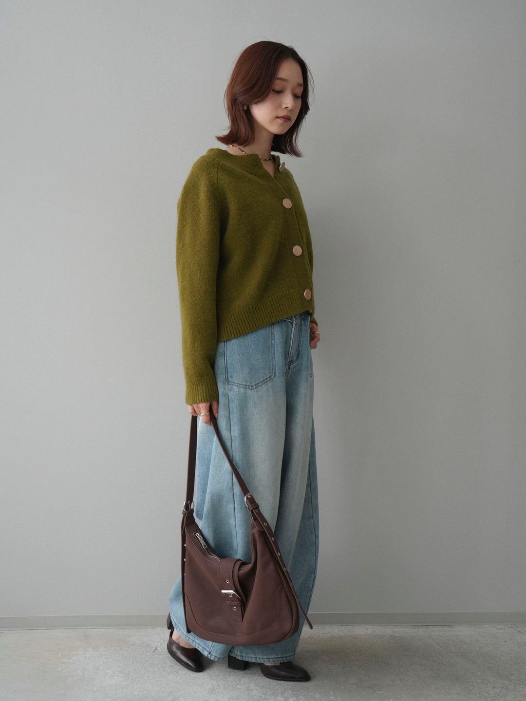 [SET]BIGボタンニットカーディガン+ベルト付裏起毛カーブデニムパンツ(2set)