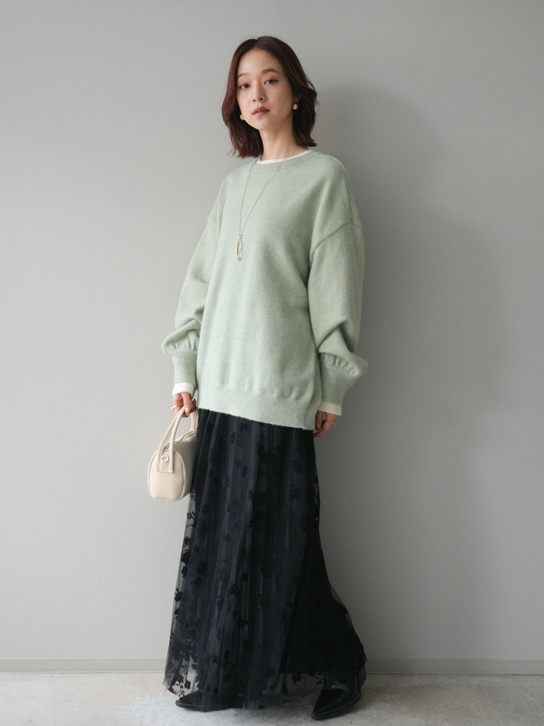 [SET]ヘンリーネック配色レイヤードニットプルオーバー+フラワーフロッキーチュールプリーツスカート(2set)