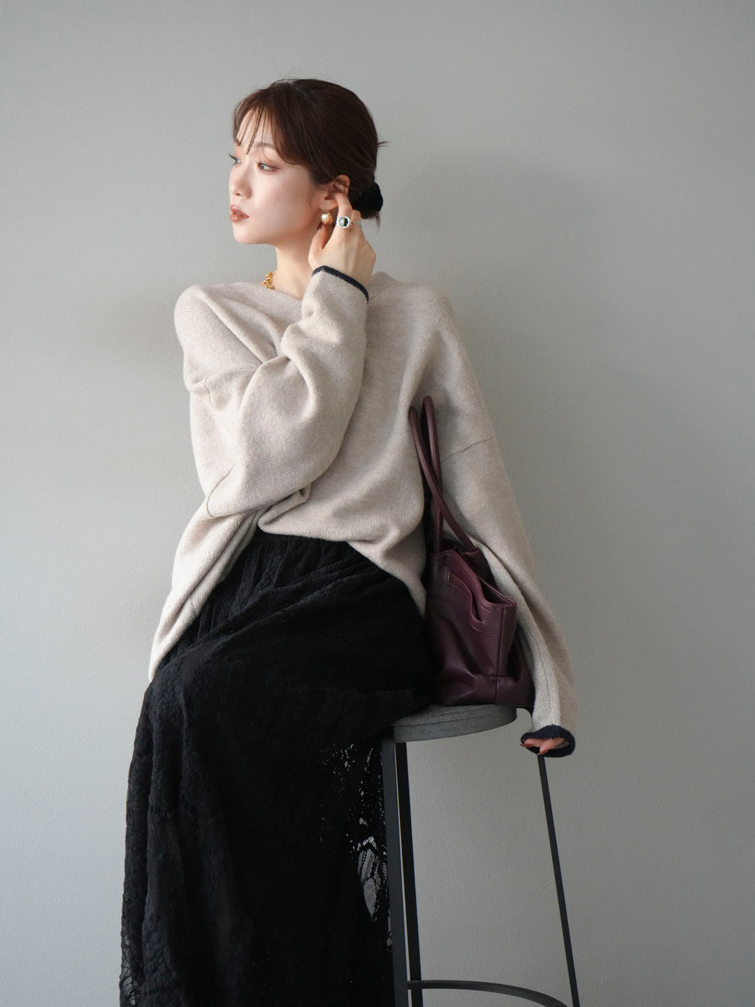 [SET]Vネック配色スリーブニットプルオーバー+選べるアクセセット(2set)