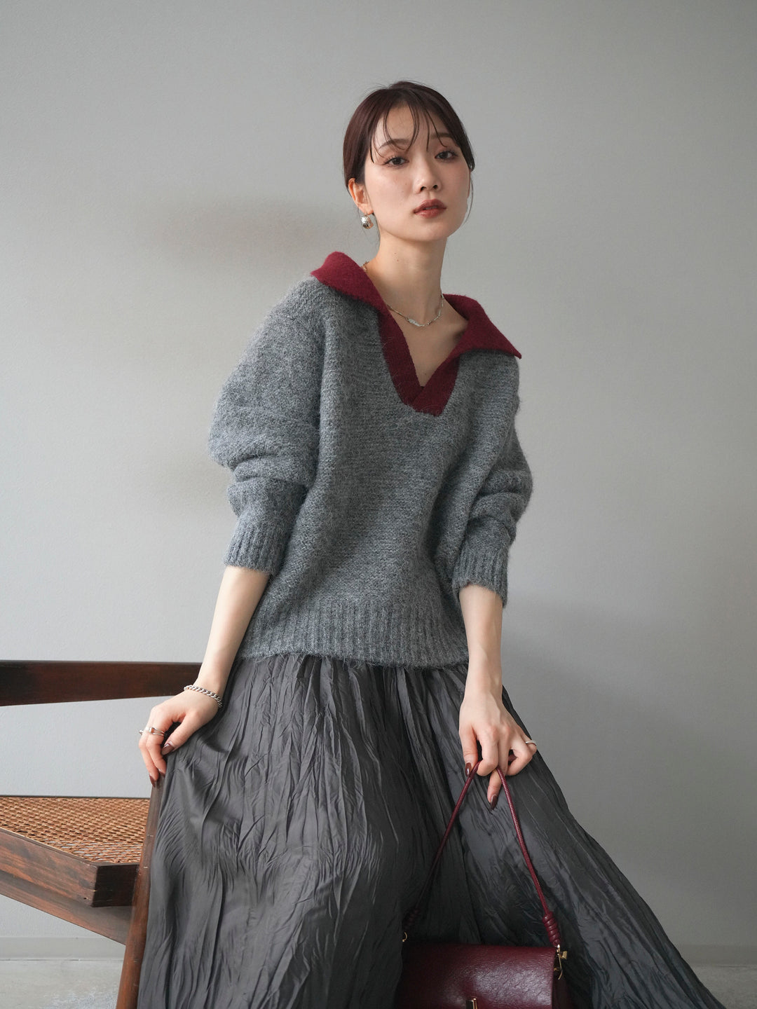 [予約]バイカラー襟付きニットプルオーバー/gray